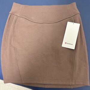 NWT Lululemon Suba high rise mini skirt size 6